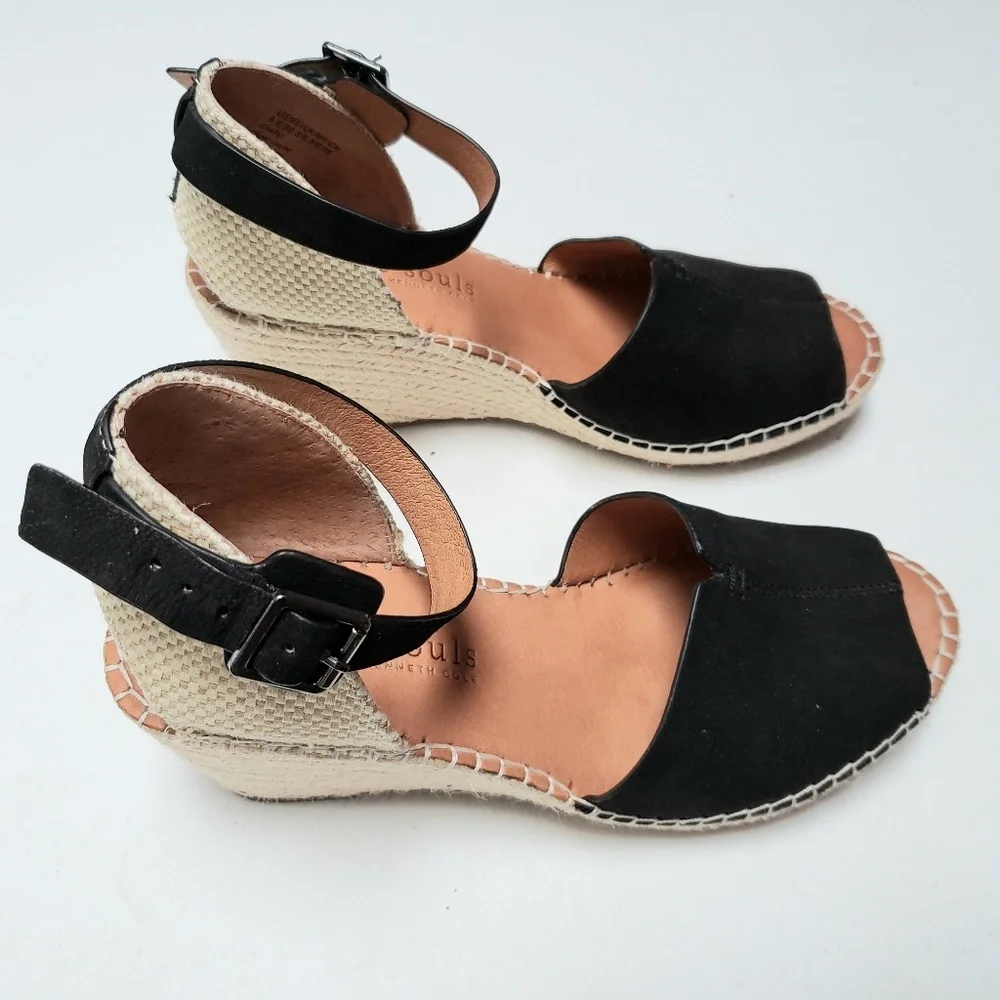 Kenneth Cole Leather Black Strap 8.5 Wedge Sandals - Picture 2 of 8